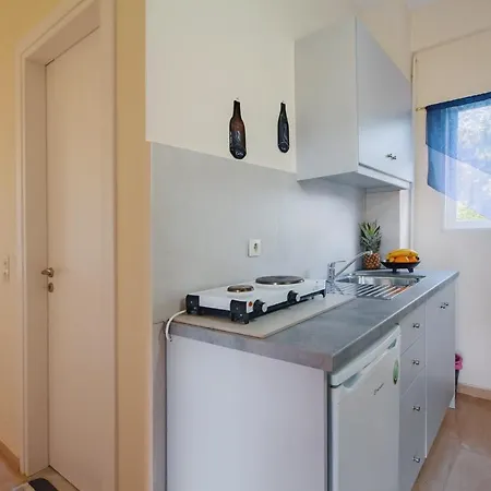Rosa Apartmanhotel Guviá