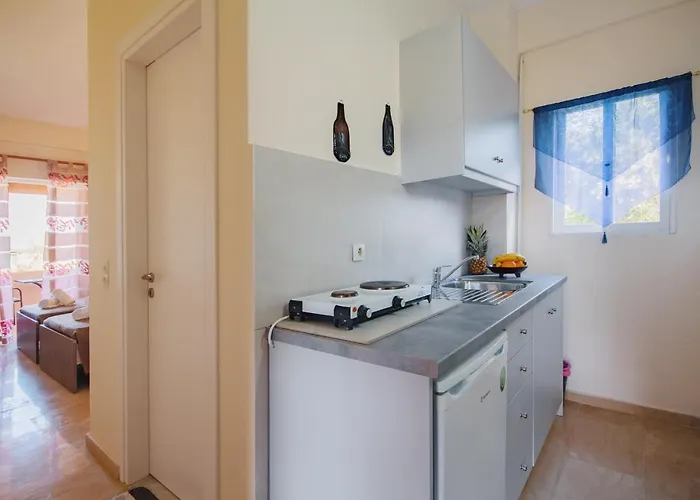 Rosa Apartmanhotel Guviá