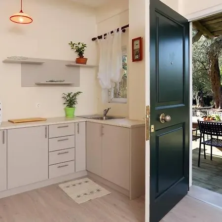 アパートホテル Rosa