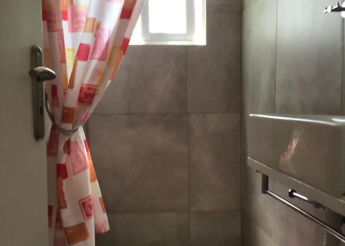 Rosa Lejlighedshotel