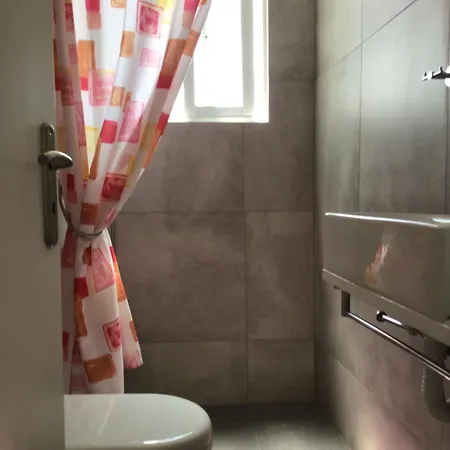 Rosa 아파트호텔